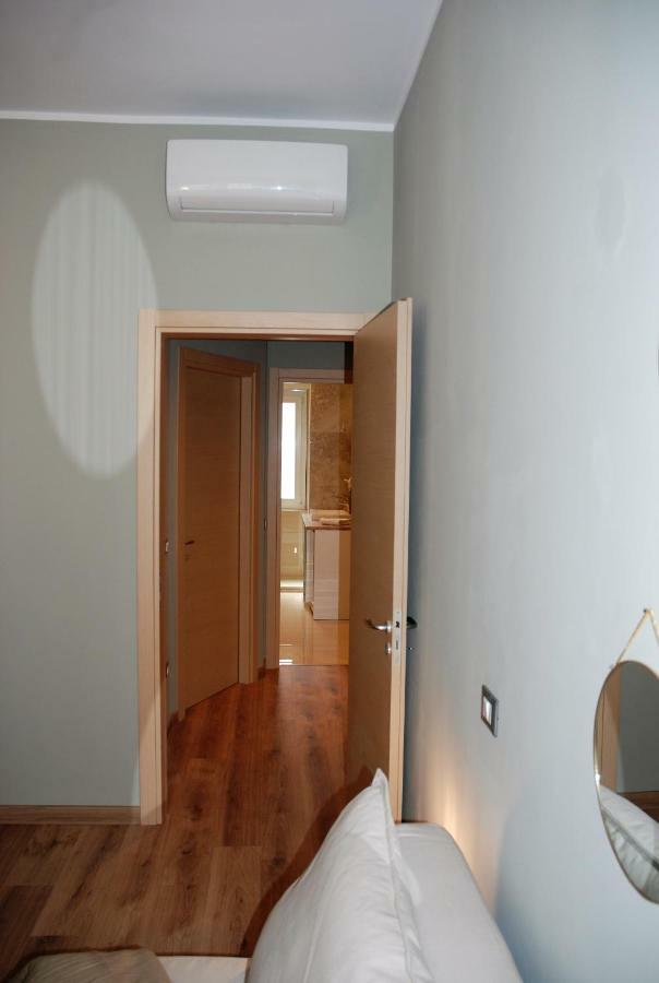 Cinque Terre The Square Apt - Two Bathrooms 斯培西亚 外观 照片