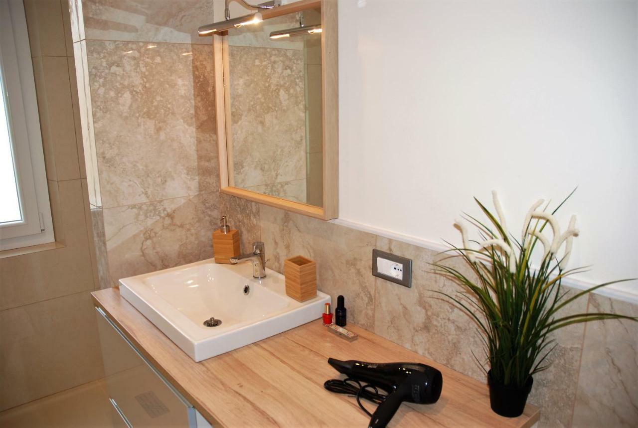 Cinque Terre The Square Apt - Two Bathrooms 斯培西亚 外观 照片